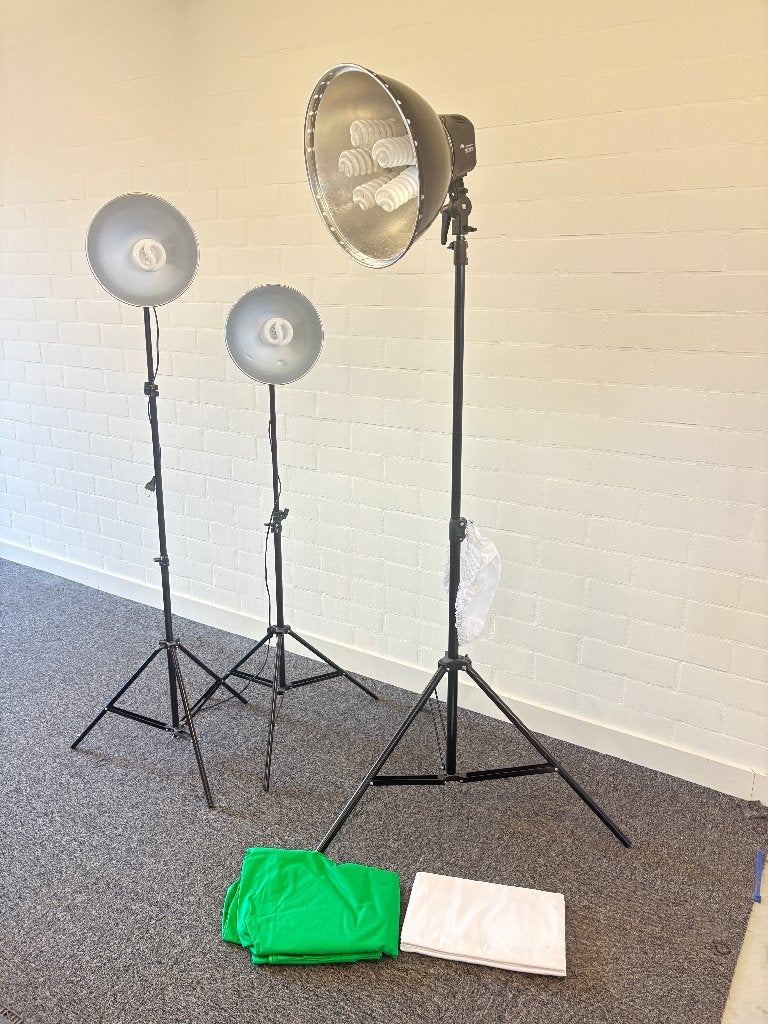 Studiolamp  + FalconEyes LHD-5250 + 2 kleinere lampen, Ophalen, Gebruikt, Studiolamp