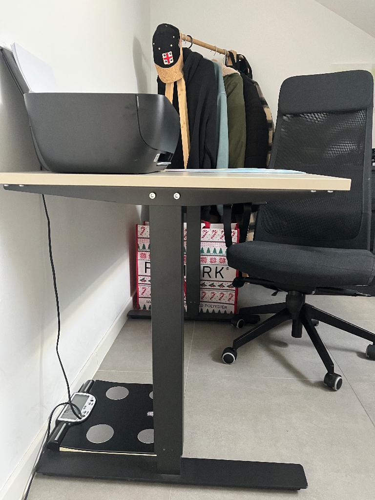 Bureau op hoogte verstelbaar, Huis en Inrichting, Bureaus, Ophalen, Zit-sta bureau, 120 cm, In hoogte verstelbaar