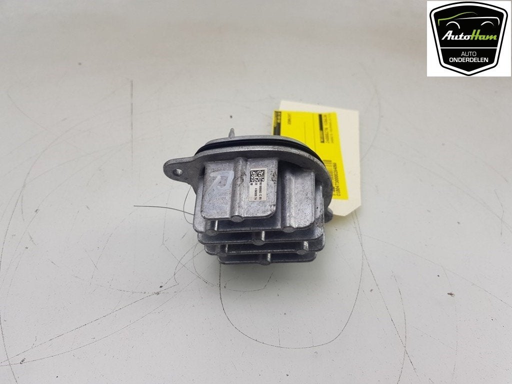 DIVERS LED lamp Opel Corsa F (UB / UH / UP) (|90186993|), Valeo, Opel, Utilisé, 100, rue de Courcelles
75017  Paris, FR