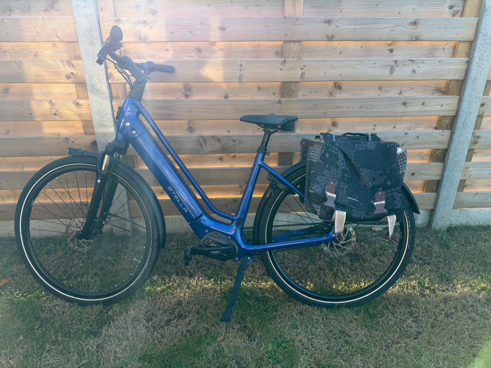 Stella vicenza e-bike met middenmotor en maar 862km, Enlèvement, Comme neuf, 50 km par batterie ou plus