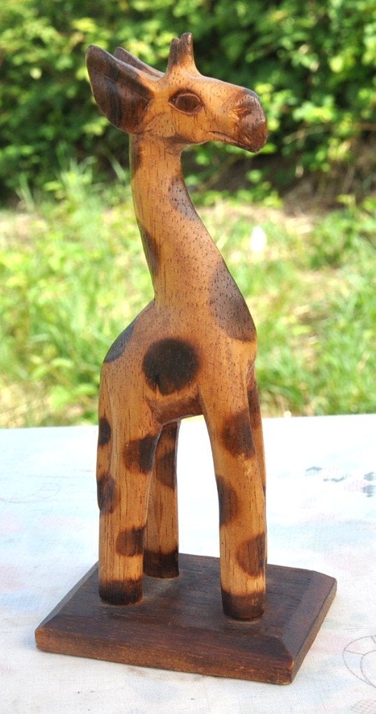 girafe en bois, 21 cm, Enlèvement ou Envoi, Objet de décoration, Africain