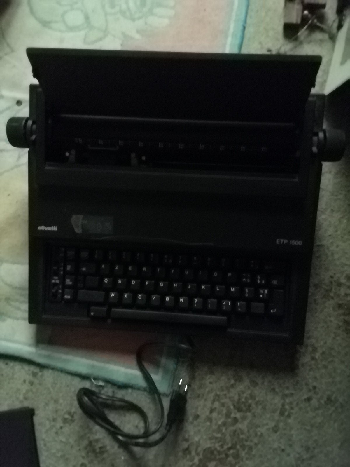 olivetti ETP 1500 draagbare typmachine, Ophalen