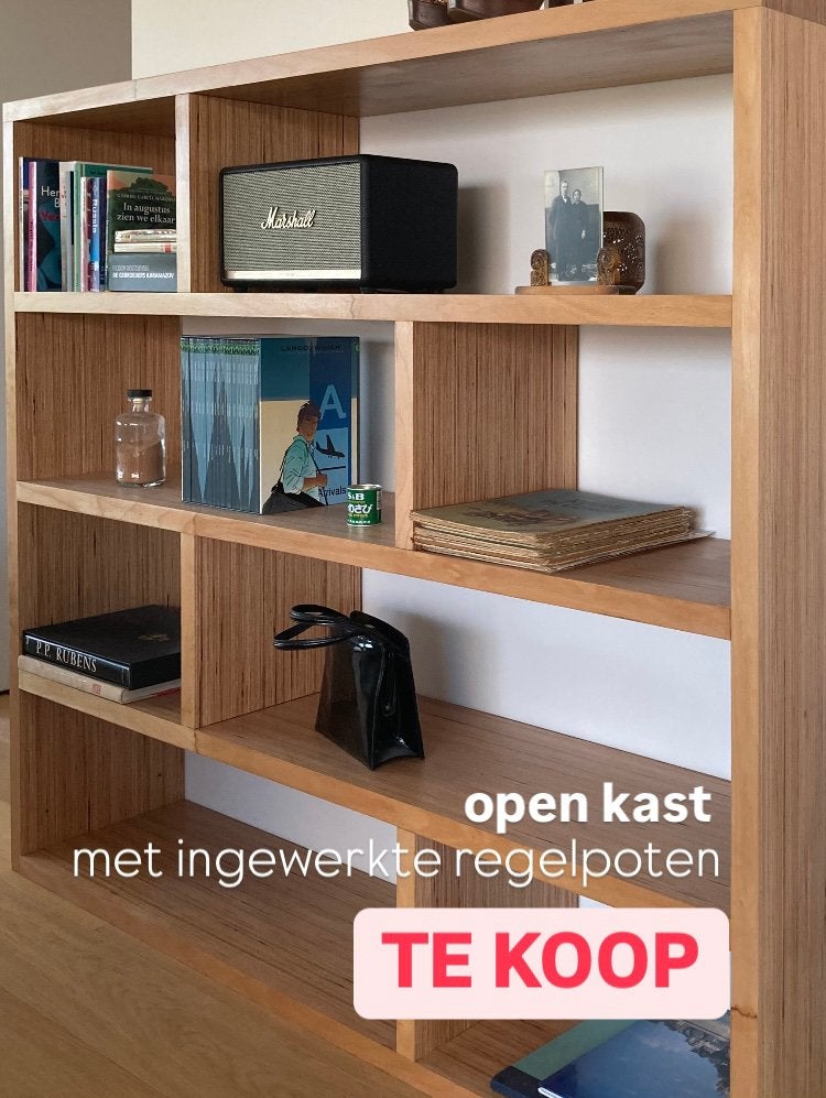open boekenkast op regelpoten in beuk handgemaakr, Huis en Inrichting, Ophalen, Zo goed als nieuw