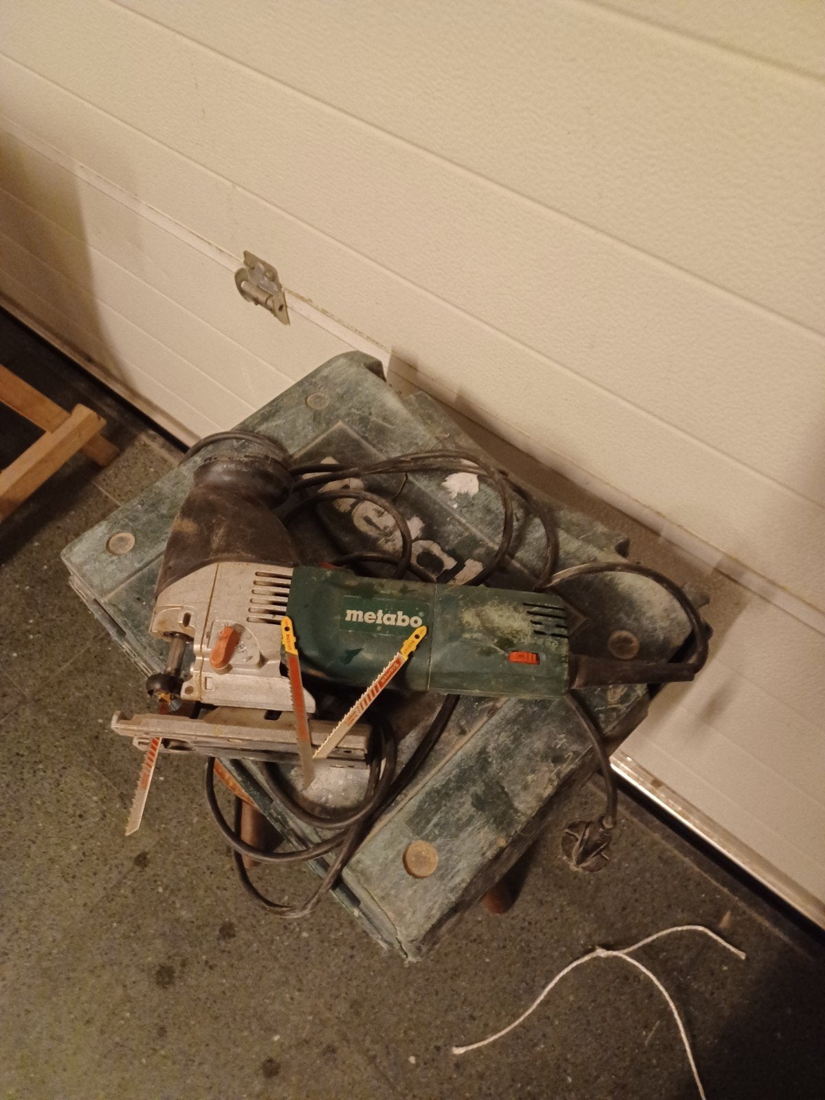 Decoupeerzaag Metabo 720watt regelbare snelheid 3 zaagbladen, Ophalen, Decoupeerzaag