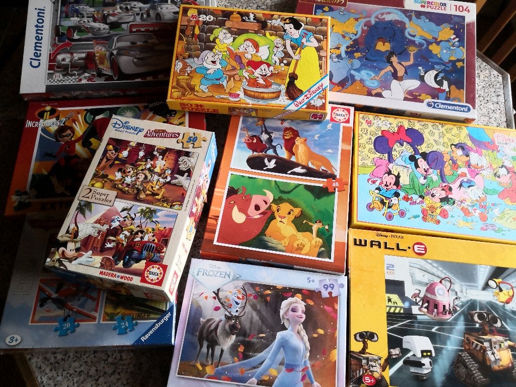 Diverse Walt Disney - Pixar - puzzels uit te kiezen, Hobby en Vrije tijd, Ophalen