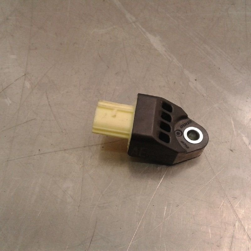 AIRBAG SENSOR Toyota Prius Plus (ZVW4) (|8983130020|), Gebruikt, Toyota