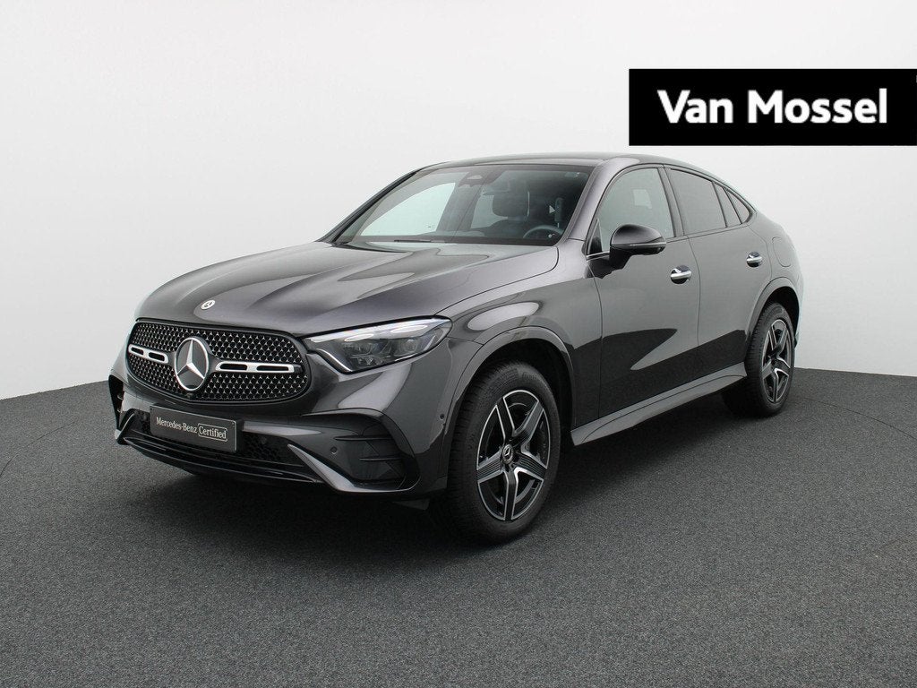 Mercedes-Benz GLC 300e AMG LINE Coupé + PANORAMISCH DAK + D, Auto's, Automaat, Stof, Gebruikt, 2000 kg