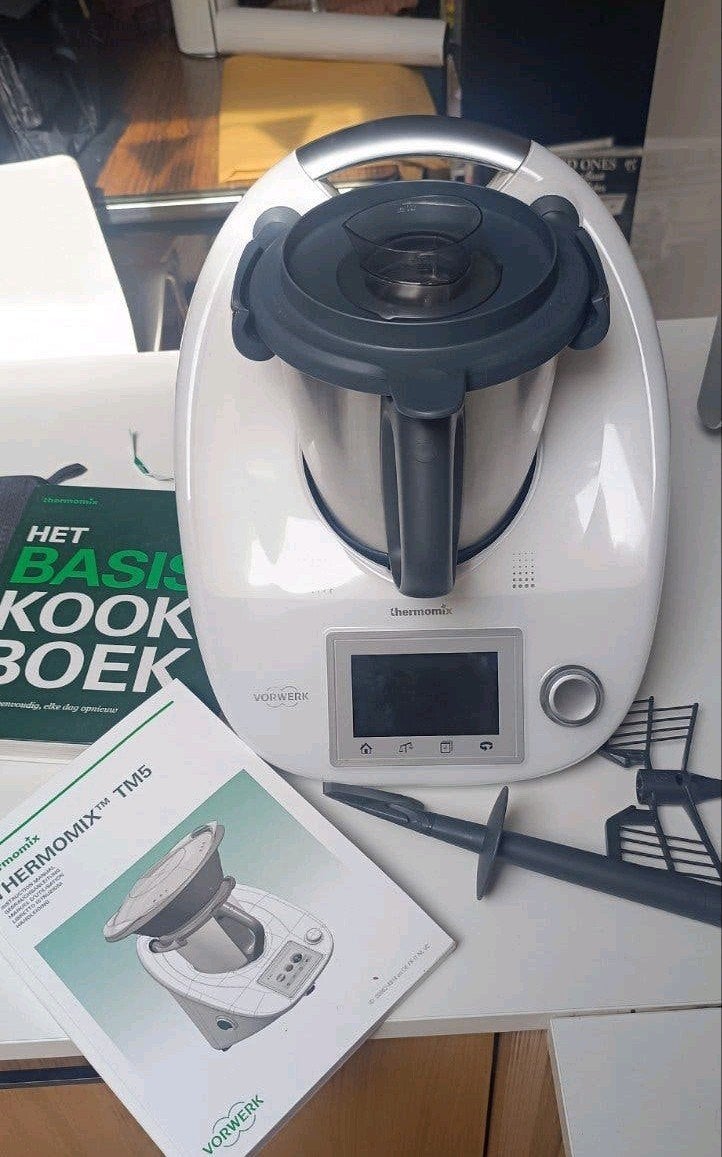 Thermomix TM5 te koop, Ophalen, Gebruikt, 3 snelheden of meer, 2 tot 3 liter