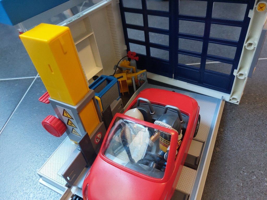 Playmobil auto en garage, Gebouw, Losse onderdelen, Ophalen of Verzenden, Zo goed als nieuw