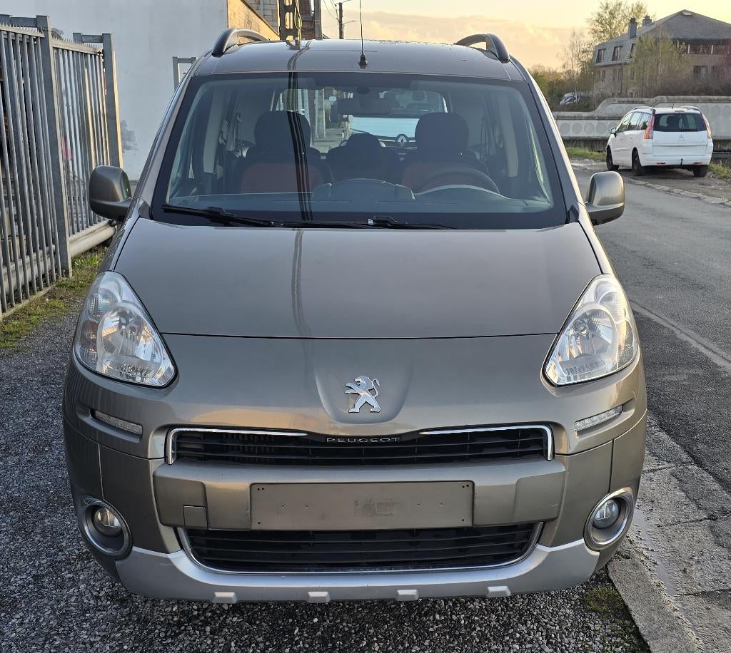 PEUGEOT PARTNER STYLE 1.6 HDI 2014 /NEW DISTRIBUTION/EURO 5B, Autos, Euro 5, Entreprise, Boîte manuelle, 5 portes