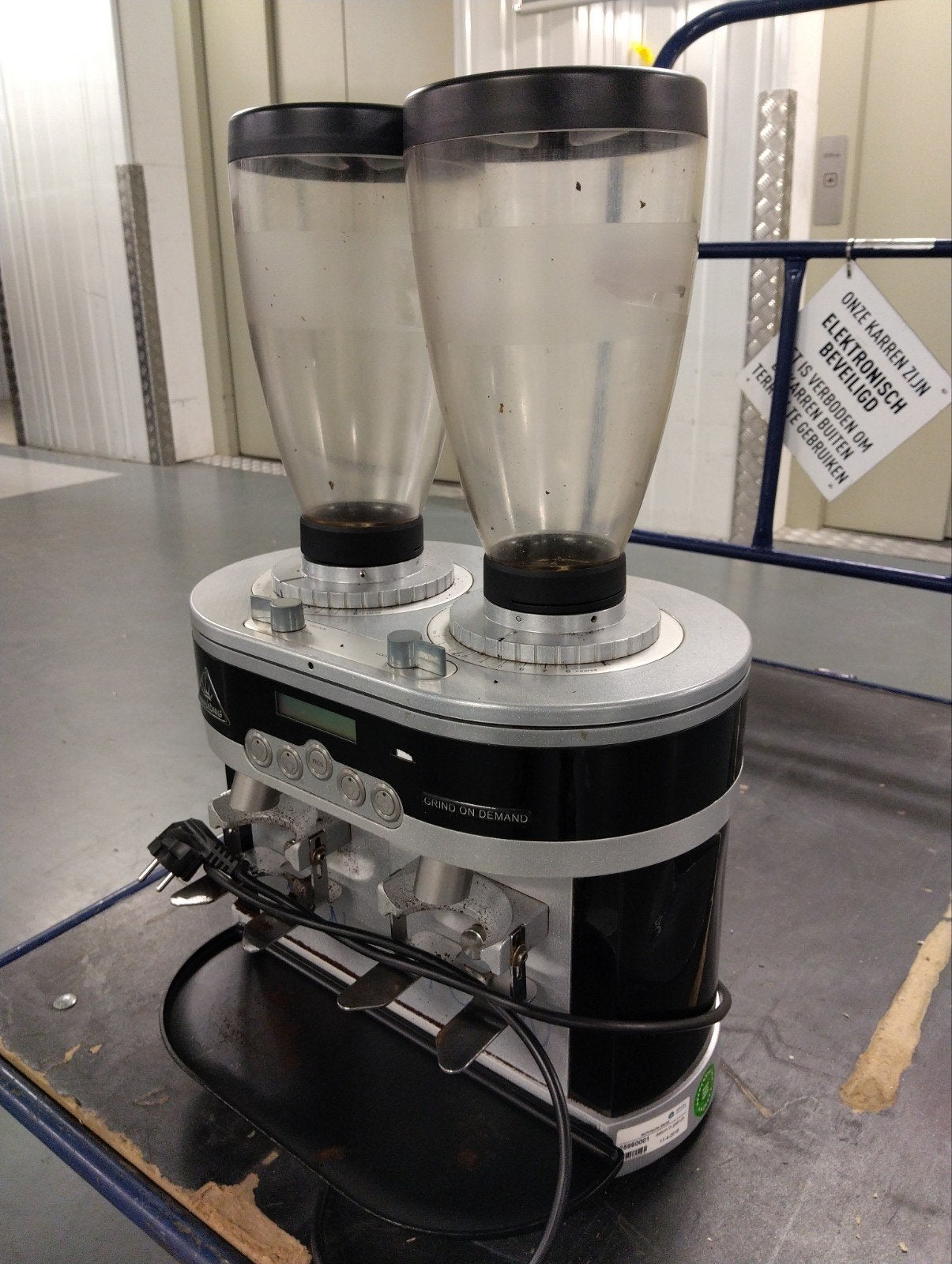 Broyeur jumeau Mahlkonig K30, Electroménager, Enlèvement ou Envoi, Utilisé, Autres marques, Moulin à café