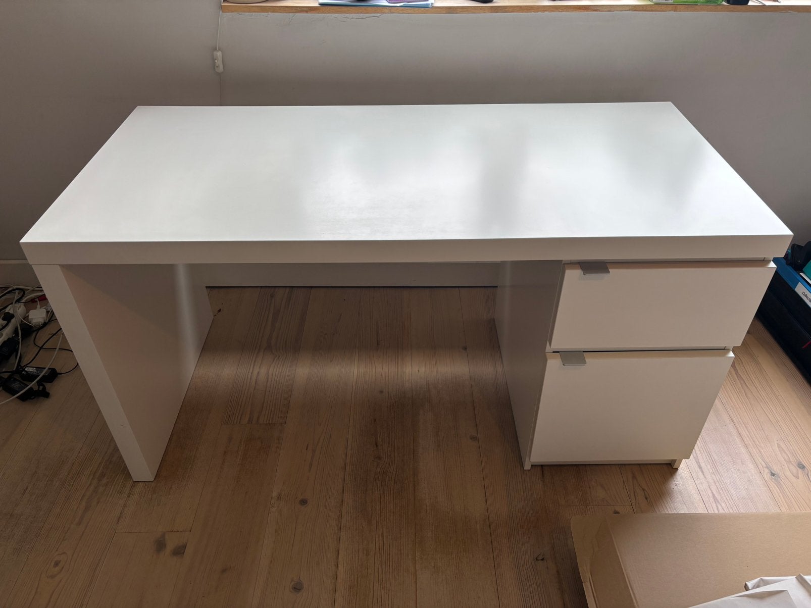 Bureau - 140 x 65, Ophalen, Zo goed als nieuw