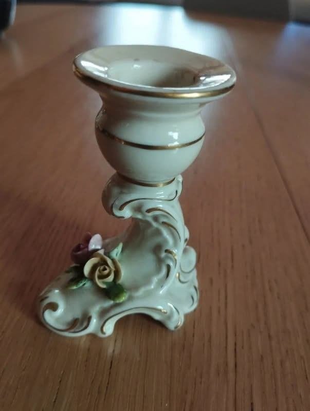 Bougeoir Kaiser vintage en porcelaine. Roses et dorures, Antiquités & Art, Enlèvement