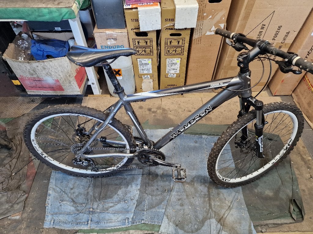 VTT THOMPSON, Vélos & Vélomoteurs, Vitesses, 26 pouces ou plus, Thompson, Enlèvement