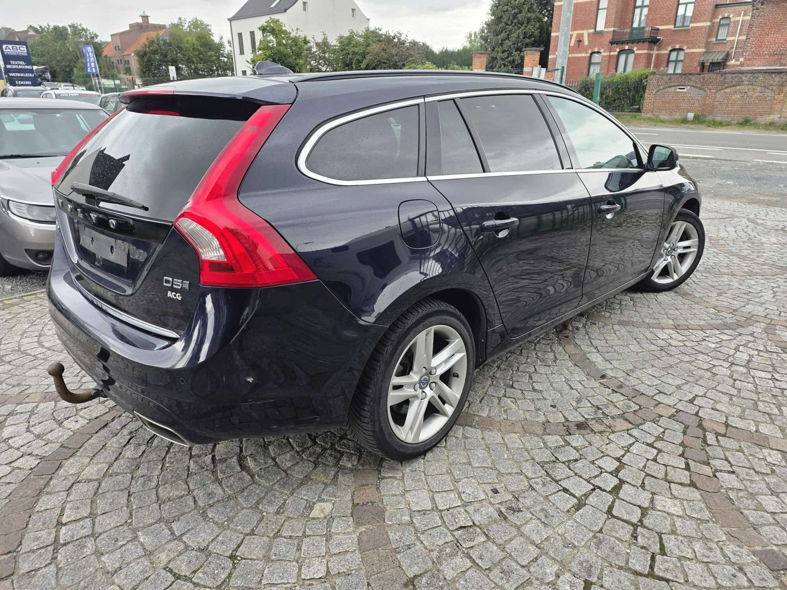 Volvo v60 2.4 diesel hybride volledig opties, Auto's, Automaat, Blauw, 5 deurs, Onderhoudsboekje