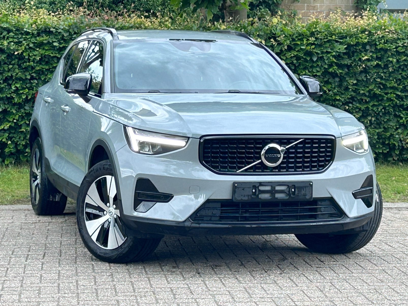 VOLVO XC40 T2 plus dark /auto pilot/afn. trekhaak/camera, Stof, Euro 6, 5 zetels, 1600 kg