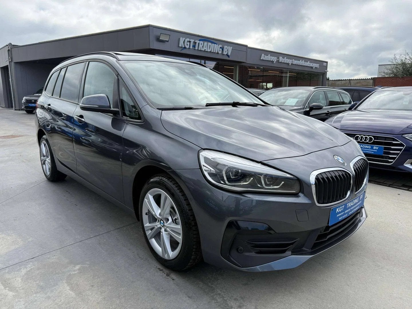 BMW 2 Serie Tourer 218 iA GRAN 7 ZETELS AUTOMAAT NAVIGATIE L, Autos, Argent ou Gris, Achat, Euro 6, Entreprise