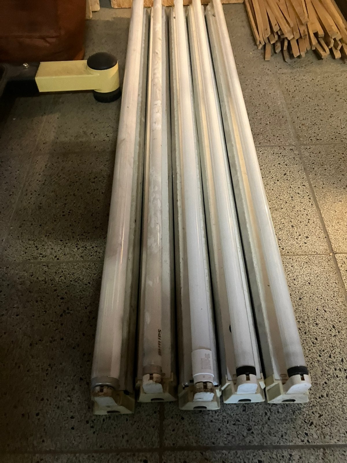 5 tl lampen gratis, Ophalen, Gebruikt