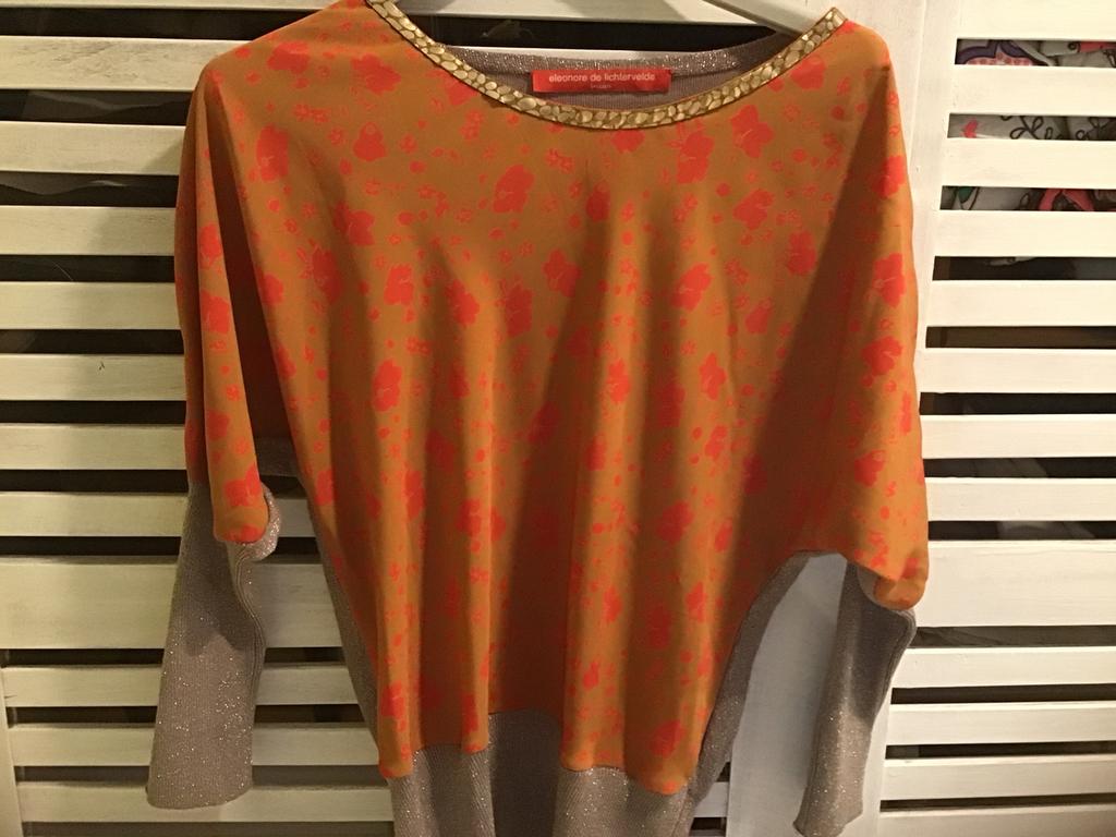 Uniek truitje van ontwerpster Eleonore de lichtervelde, Kleding | Dames, Ophalen of Verzenden, Nieuw, Maat 36 (S), Oranje