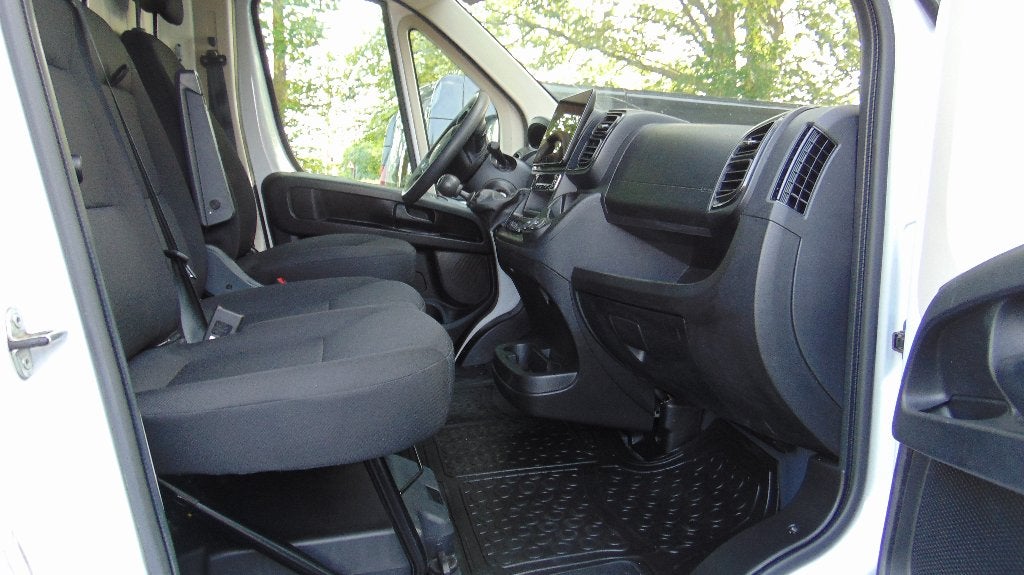 PEUGEOT BOXER, Achat, 3 places, Boîte manuelle, 5 portes