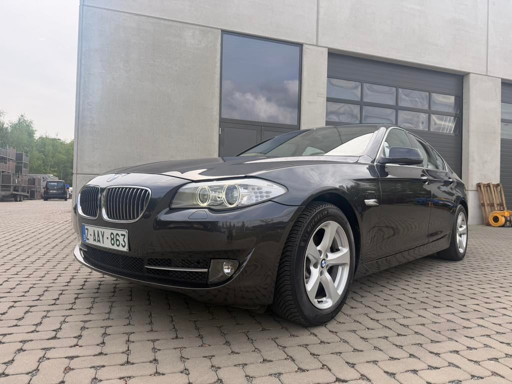 BMW 520D 1 ste eigenaar, Autos, BMW, Entreprise, Série 5, ABS, Caméra de recul, Airbags, Air conditionné, Alarme, Climatisation automatique