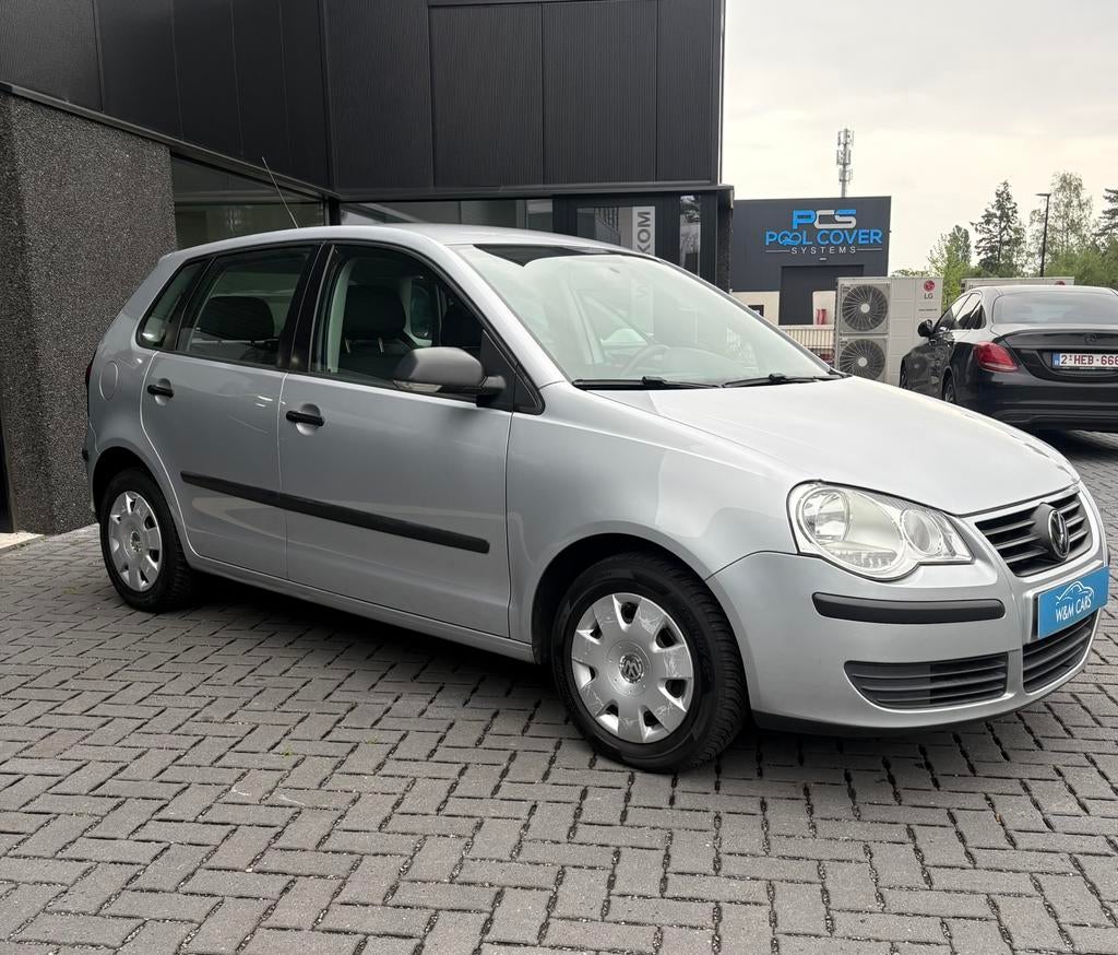 Vw Polo 9n 1.4 benzine, Auto's, Voorwielaandrijving, 4 deurs, Stof, Zwart