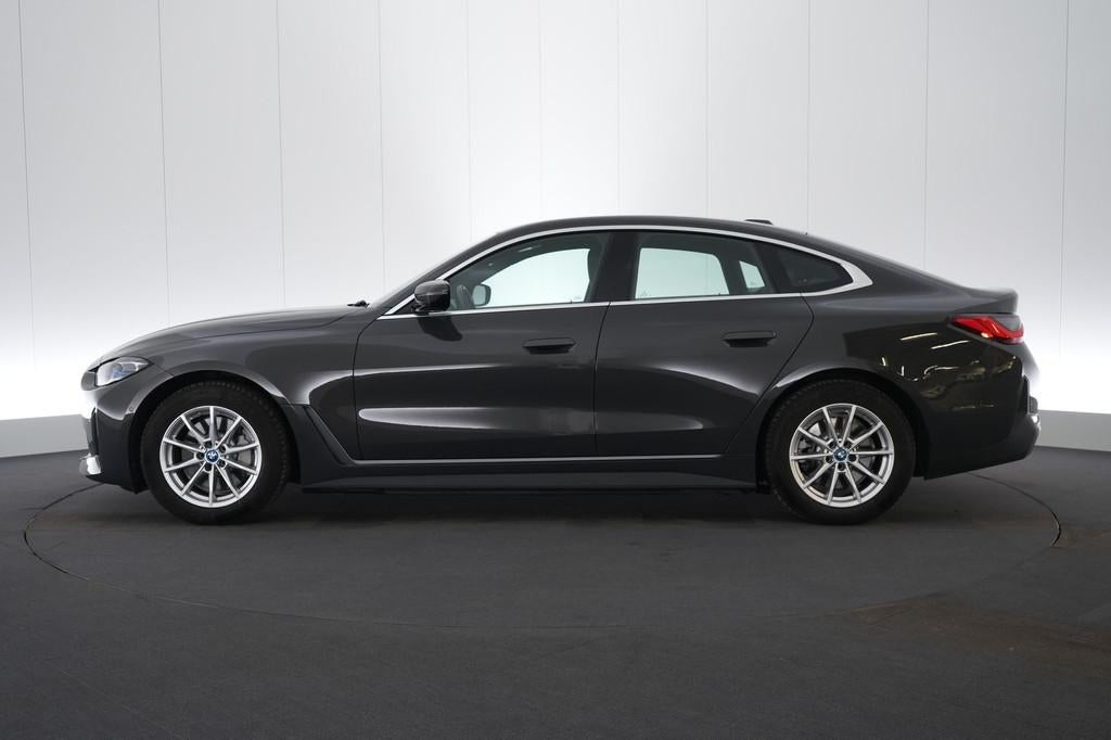 (2ERE077) BMW I4, Auto's, Achterwielaandrijving, Gebruikt, Alcantara, 67 kWh