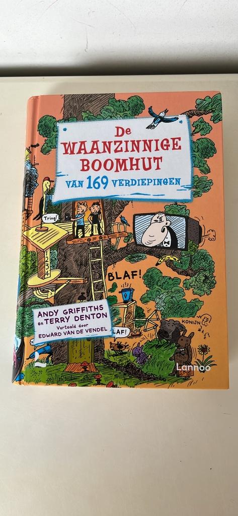 De waanzinnige boomhut 13, Ophalen, Zo goed als nieuw