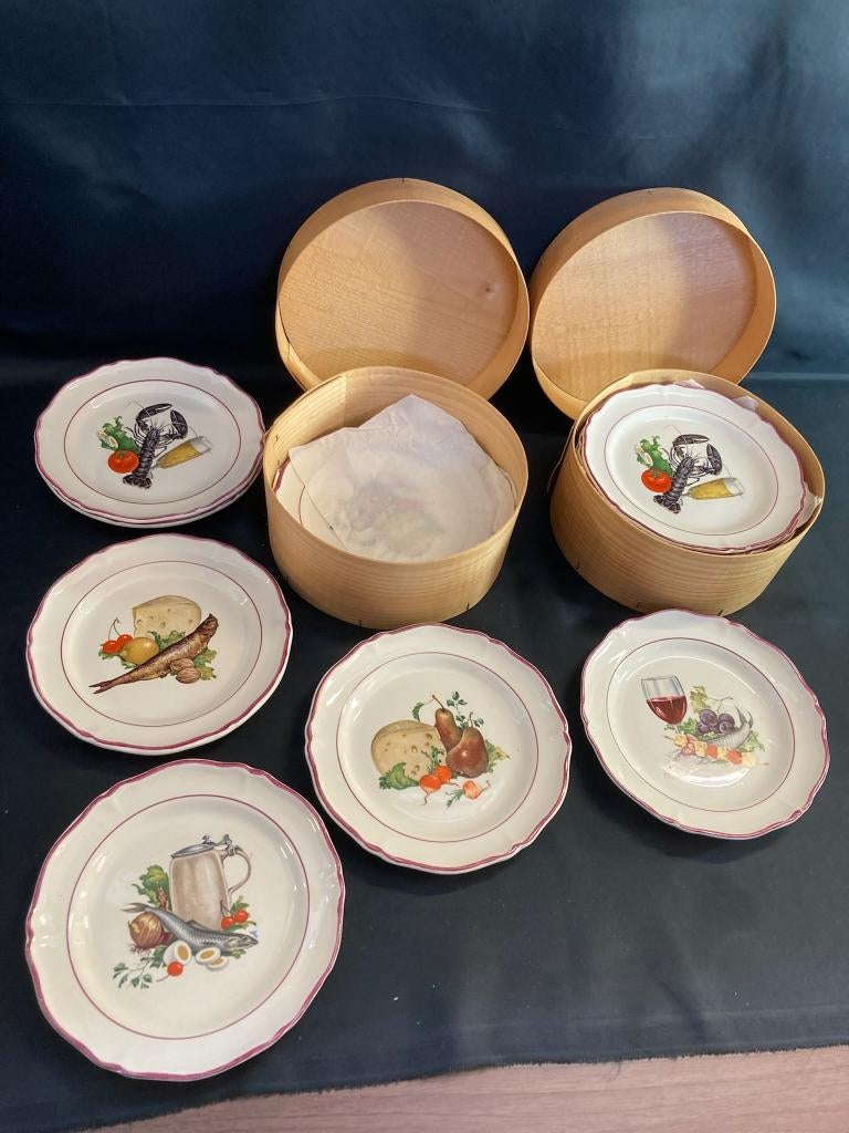 Saint Amand L'heure du cocktail bordenset, Antiek en Kunst, Antiek | Servies compleet, Ophalen of Verzenden