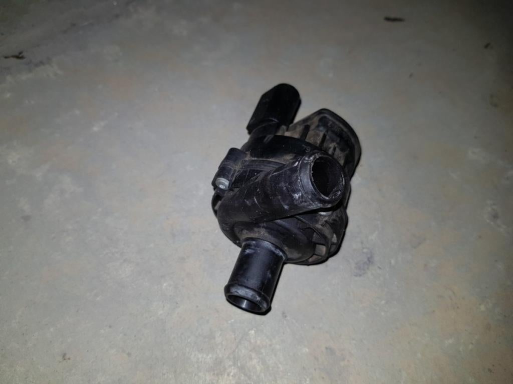 Waterpomp Mercedes-Benz C204 C250 CDI 2012, Ophalen of Verzenden, Mercedes-Benz