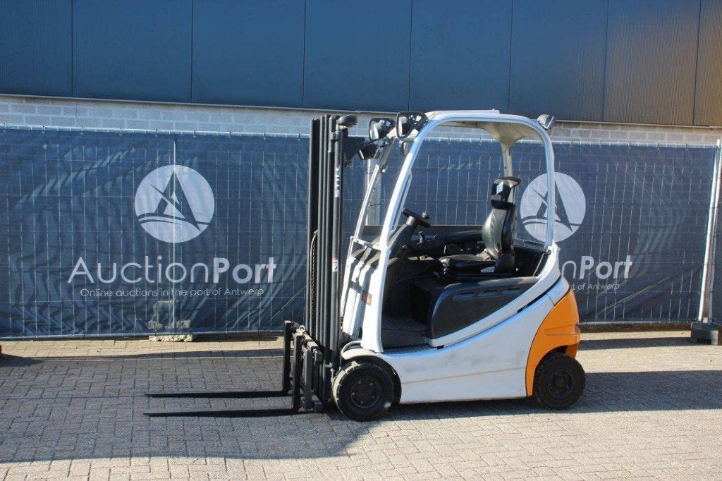 Veiling: Heftrucks en Stapelaars, Ophalen, Diesel, Heftruck