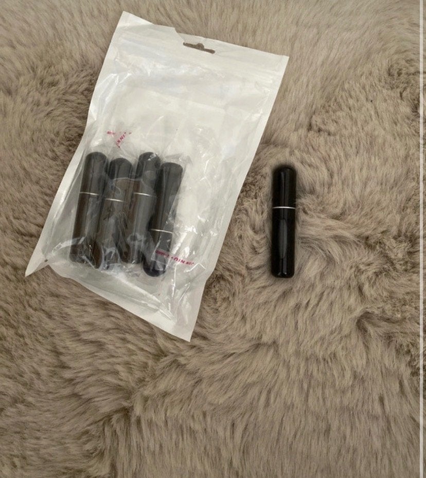 Lot de 4 vaporisateurs de parfum rechargeables noirs, Enlèvement ou Envoi, Neuf