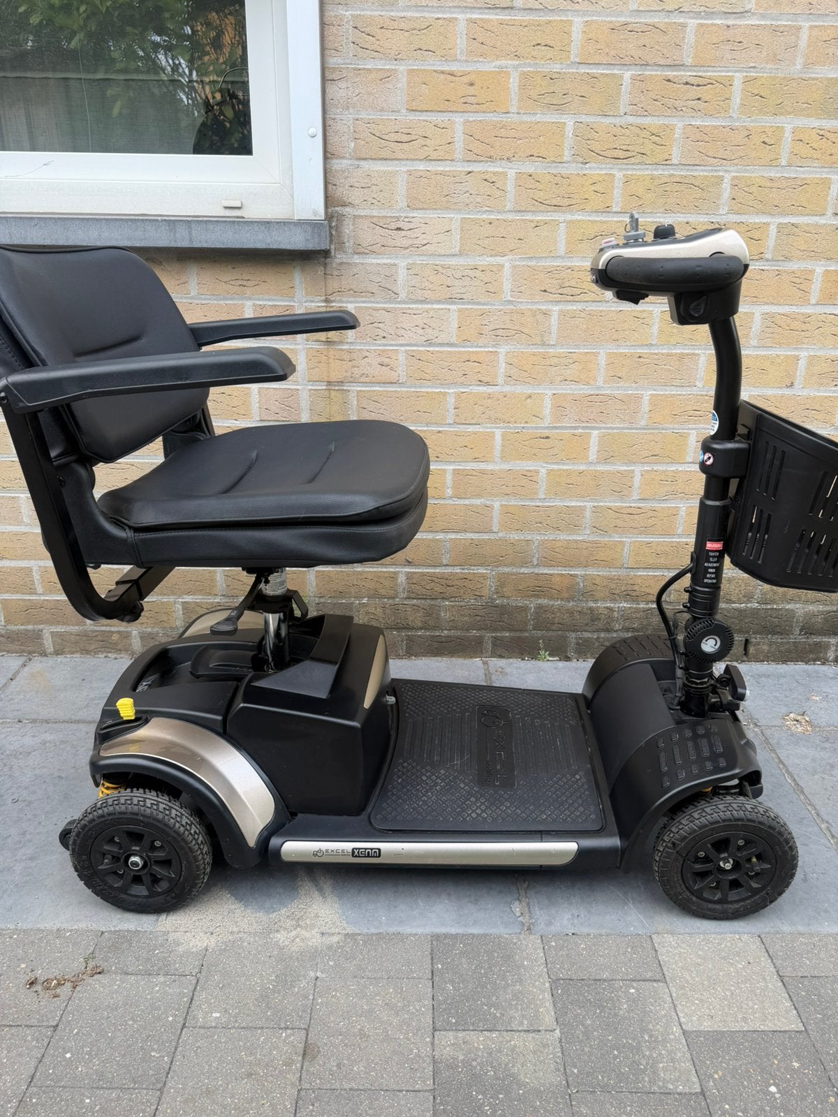 Demonteerbaar scootmobiel mee te nemen in de auto plooibaar, Diversen, Rolstoelen, Zo goed als nieuw, Ophalen of Verzenden