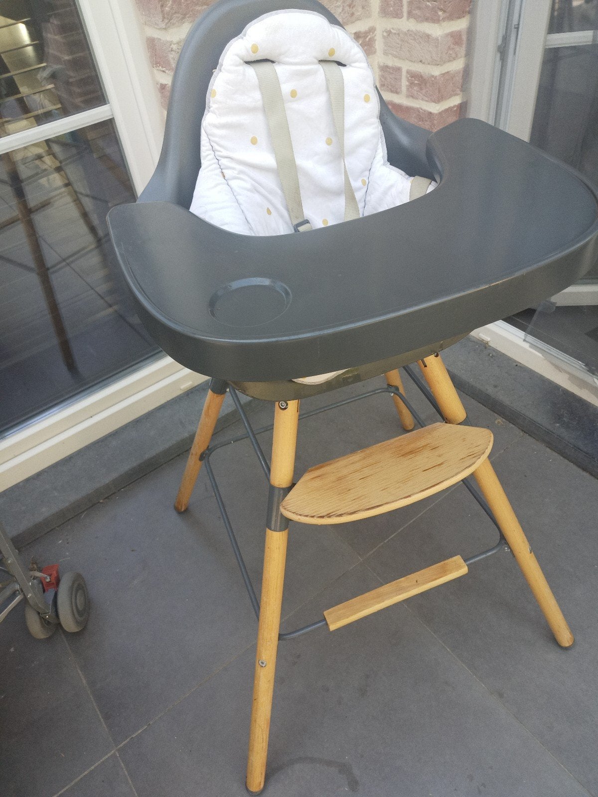 Childhome kinderstoel / babystoel met opties! Niet de gewone, Kinderen en Baby's, Kinderstoelen, Ophalen, Zo goed als nieuw, Meegroeistoel