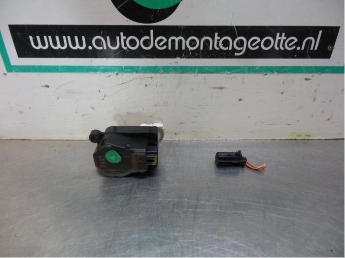 Clapet chauffage moteur d'un Jaguar X-Type, -, Utilisé, Jaguar, -