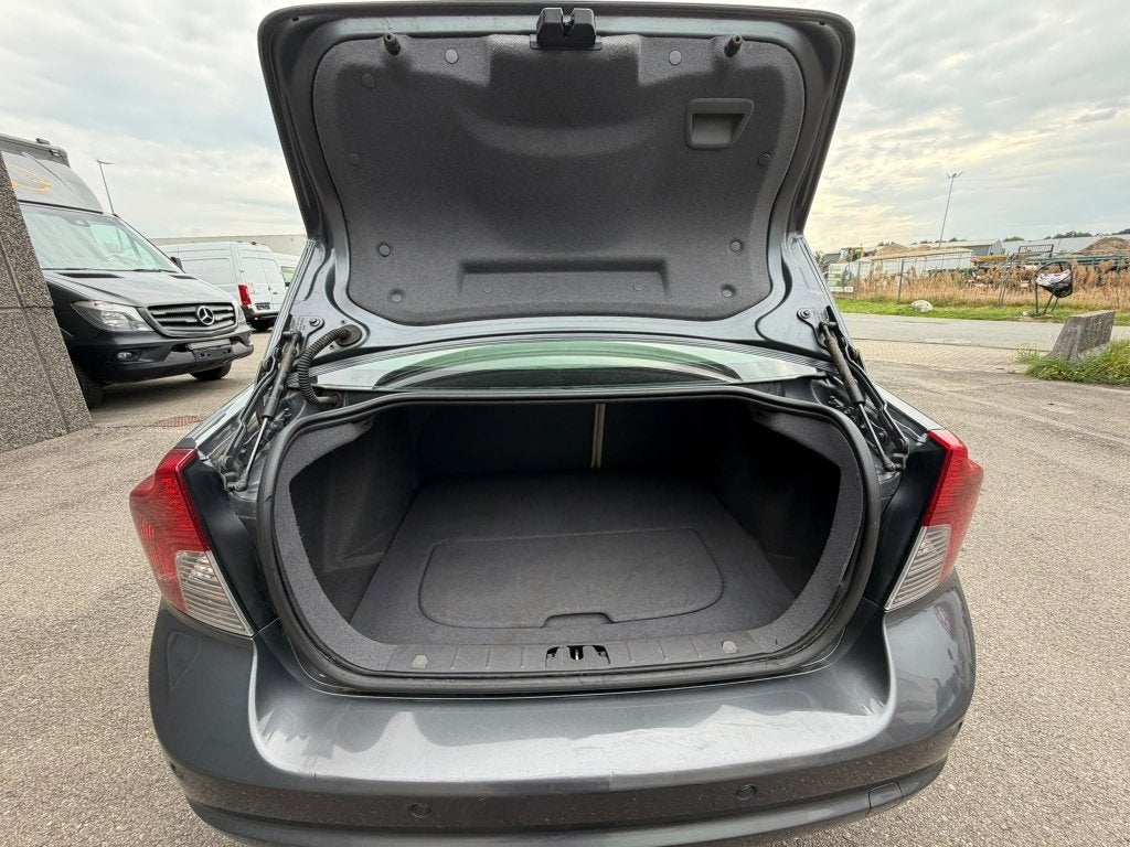 Volvo S40 (Stock ID 98543) — 8