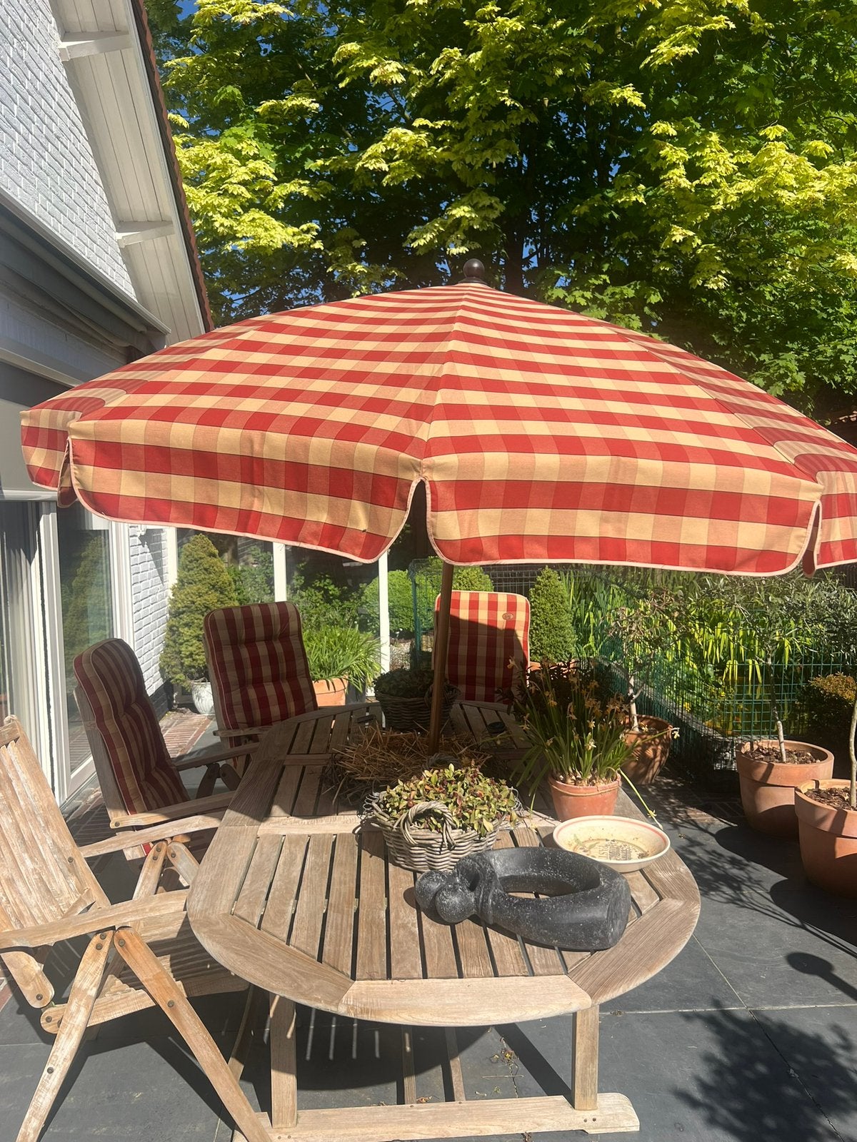 6 coussins de jardin et parasol (neufs), Enlèvement, Comme neuf