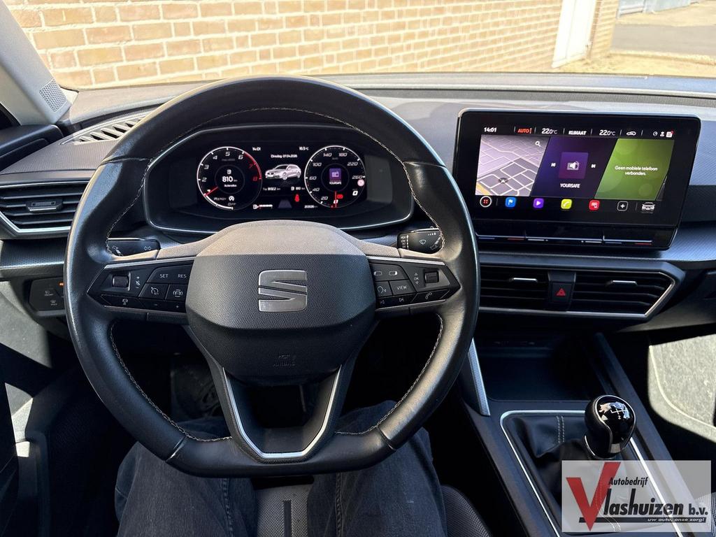 Seat Leon Sportstourer 1.5 TSI Style Launch Edition | € 7.40, Auto's, Seat, Leon, Zwart, Bedrijf, Grijs