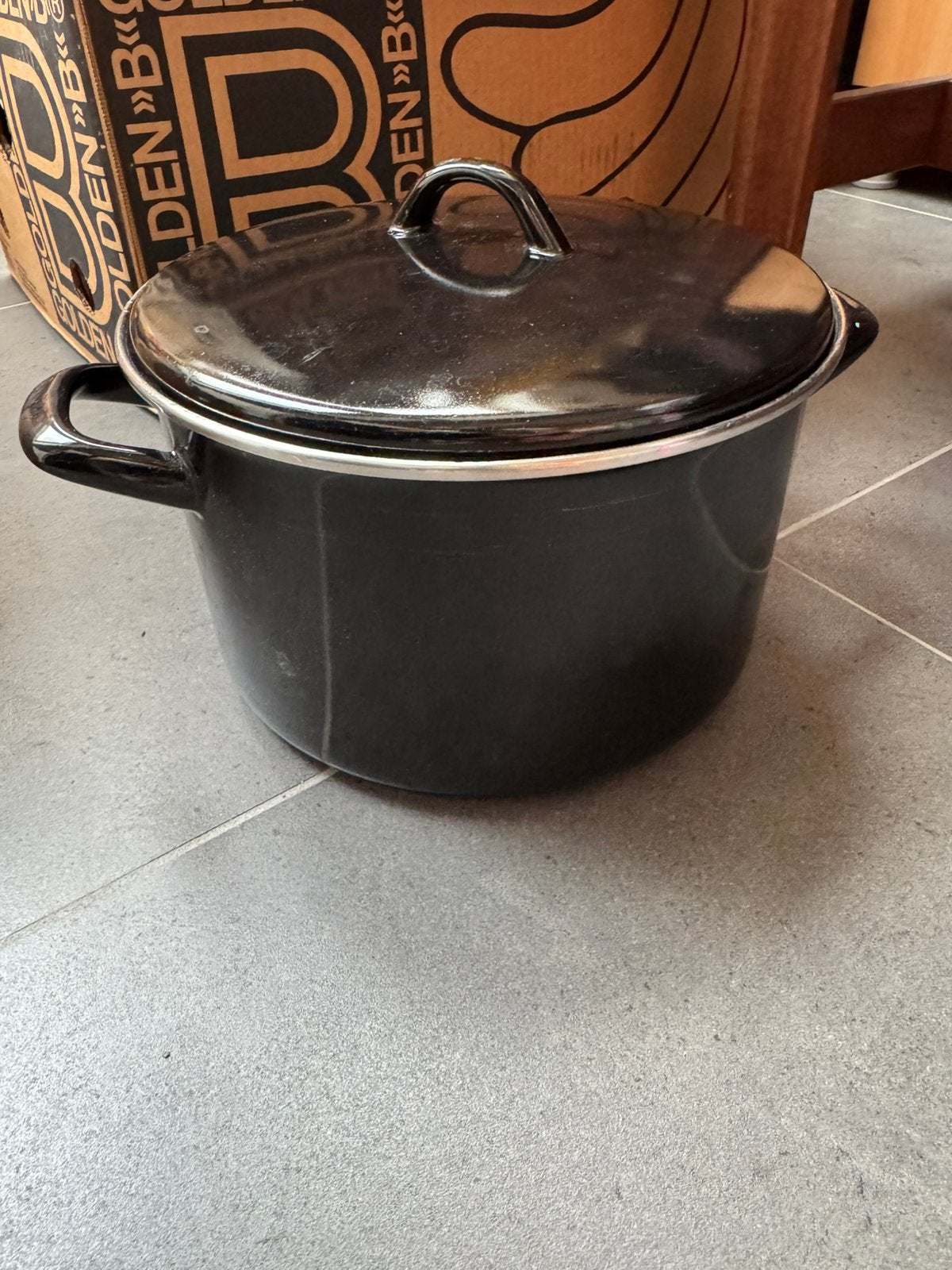 Kookpot, Enlèvement, Comme neuf