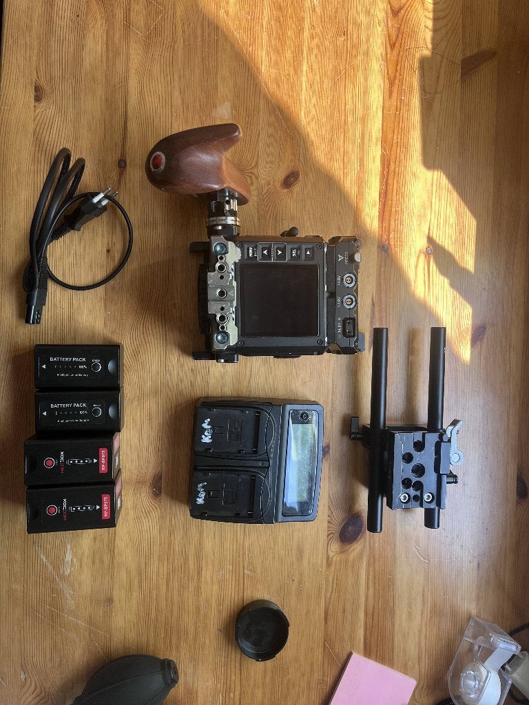 KIT RED KOMODO 6K, Audio, Tv en Foto, Fotocamera's Digitaal, Ophalen of Verzenden, Zo goed als nieuw, Overige Merken