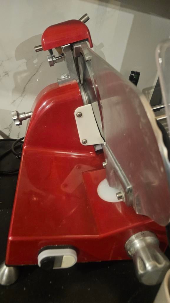 Machine de découpe professionnelle, Enlèvement