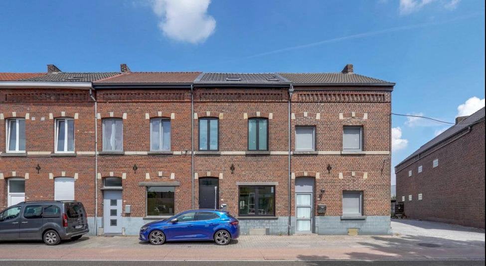 VOLLEDIG GERENOVEERDE WONING TE KOOP – SINT-TRUIDEN, Immo, Maison 2 façades, Province de Limbourg, 100 kWh/m²/an, 200 à 500 m²