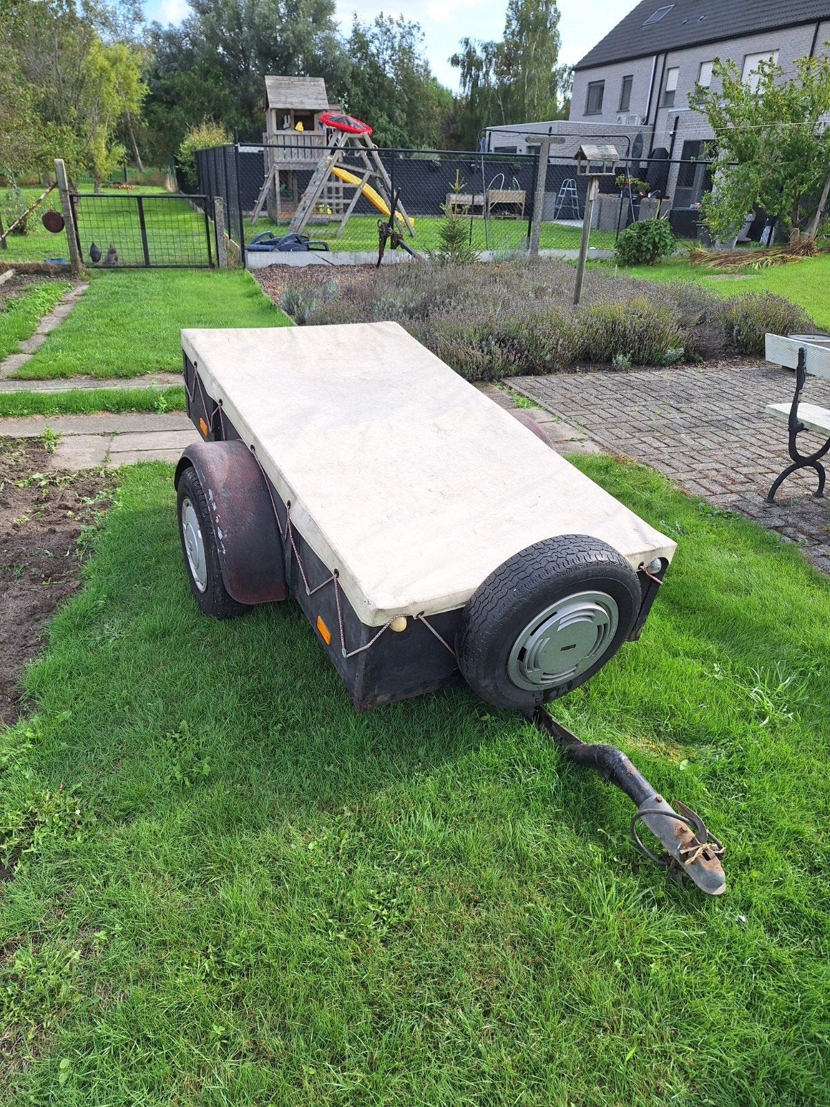 Aanhangwagen in goede staat, Ophalen, Gebruikt