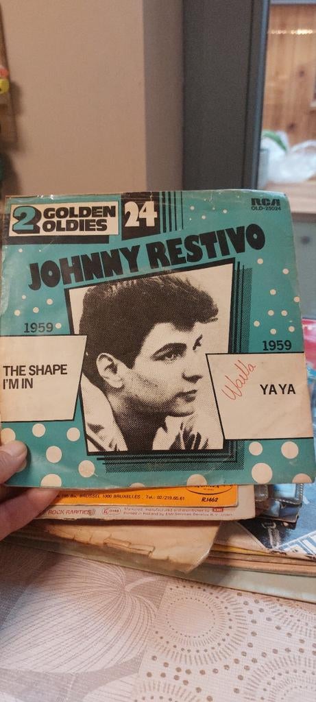 Vinyle Johnny Restivo, Enlèvement
