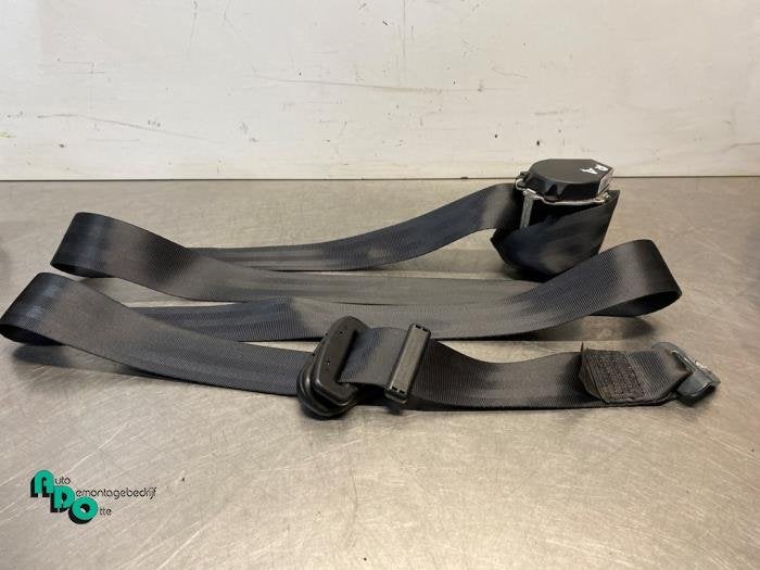 Ceinture de sécurité arrière droite d'un Peugeot 208 (208, -, 3 mois de garantie, Utilisé, -