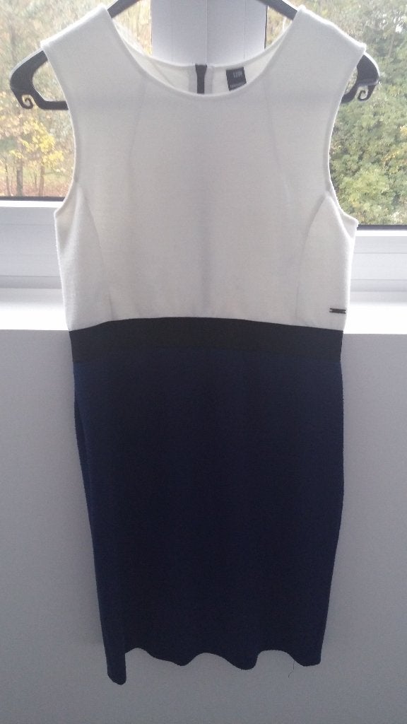 Robe bleue/blanche taille S, en bon état !, Enlèvement ou Envoi, Taille 36 (S), Comme neuf, Robe