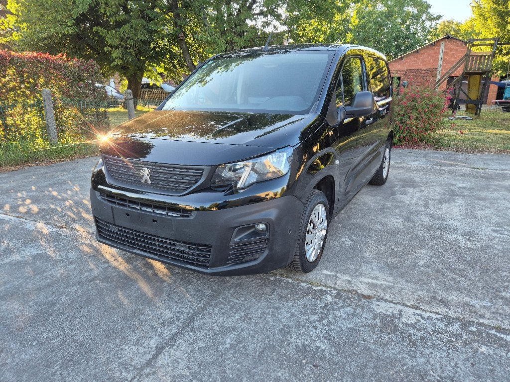 Peugeot Partner 1.5 Blue HDi /Light Cargo/Navi/90,500 km, Achat, https://public.car-pass.be/vhr/66b50117-1186-46a0-8b92-a4978a9b7928