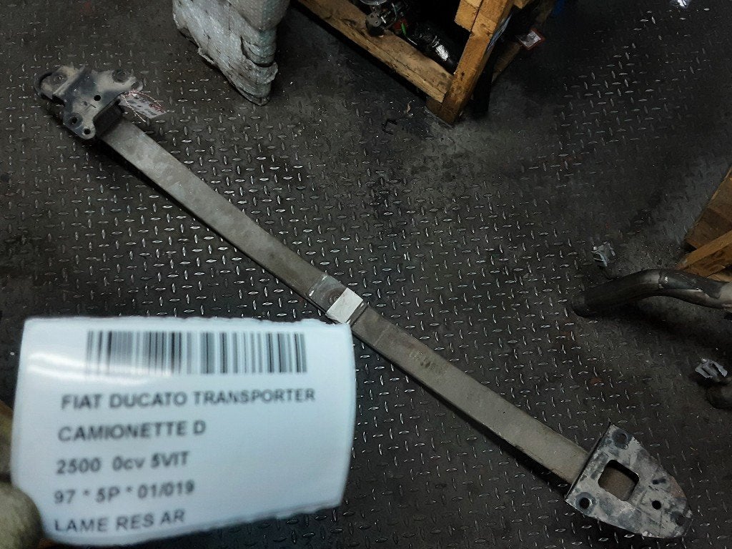 BLADVEER ACHTER Fiat 500 (312) (01-2007/12-2012), Gebruikt, Mevr. I. Hauben, Fiat, Rue de l'Espoir 34 34
4030  GRIVEGNÉE, BE