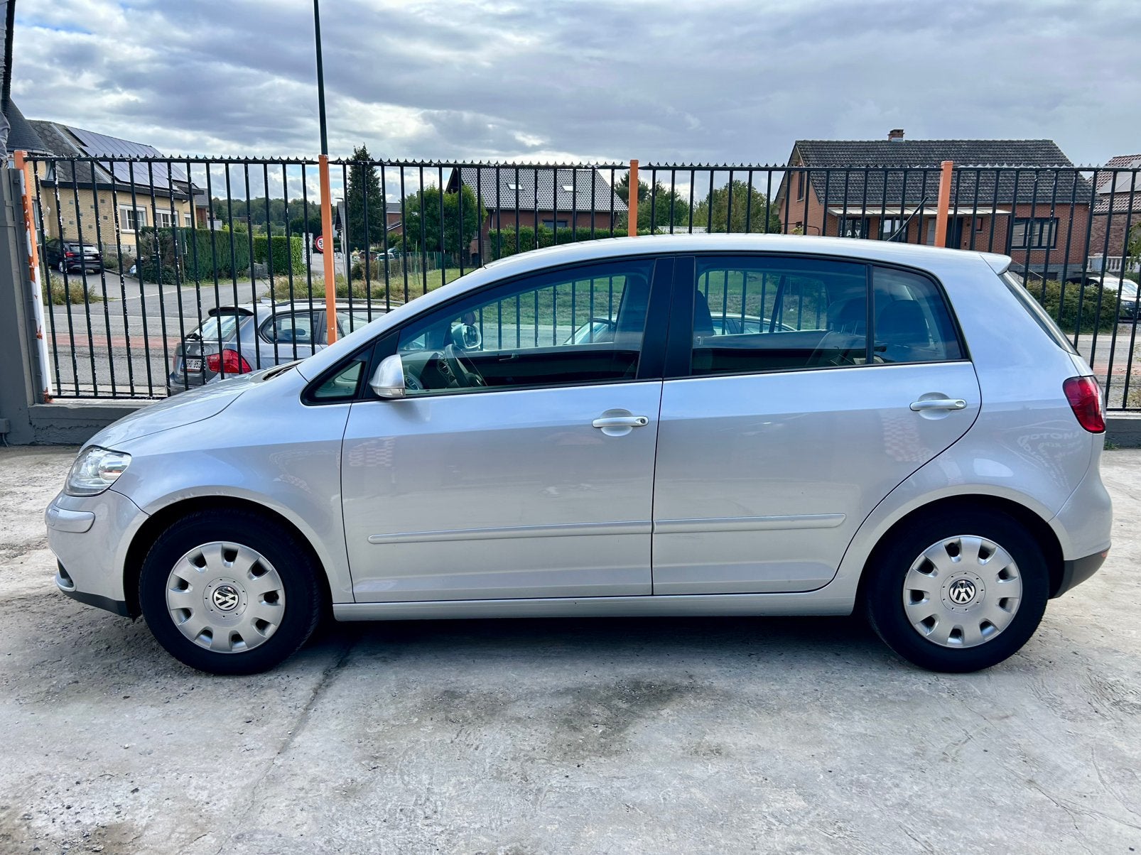 Volkswagen golf plus tsi ** édition higline ** 88.000km **, Autos, Argent ou Gris, Achat, 139 g/km, Boîte manuelle