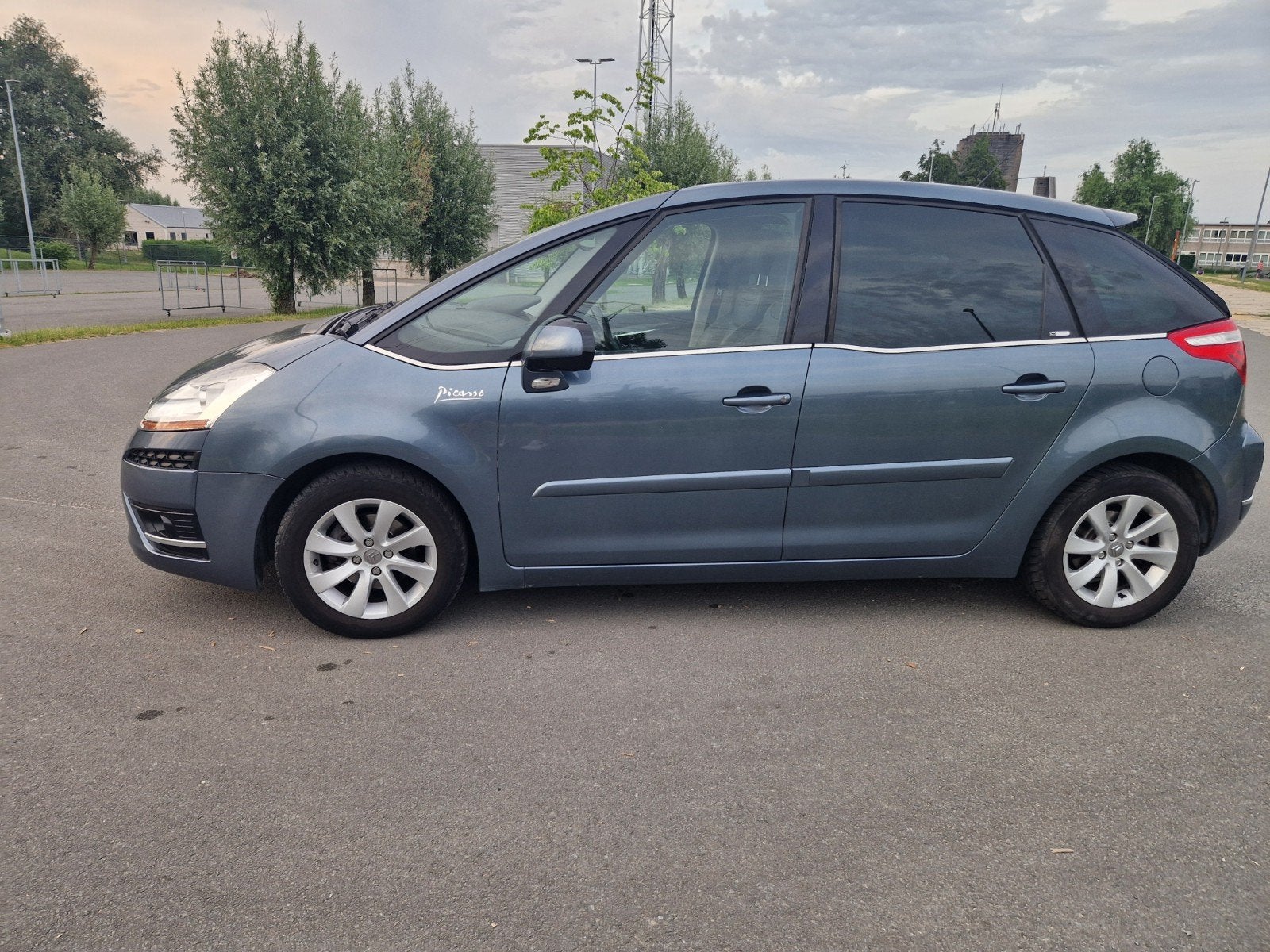 Citroën c4 picasso 1.6 HDI diesel  automaat versnellingsbak, Auto's, Zwart, 4 cilinders, Blauw, Leder